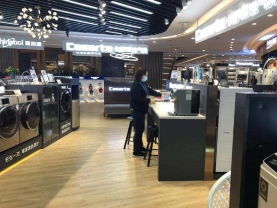 上海消费者“剁手”空气净化器 消毒杀菌